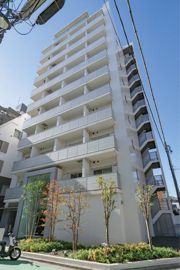 ZOOM新大久保の外観画像