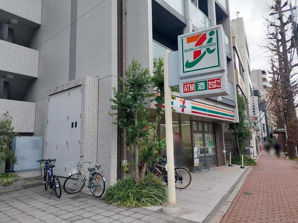 近くに施設あり