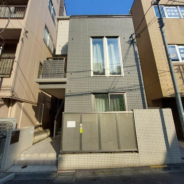 クニーズ馬場下の外観画像