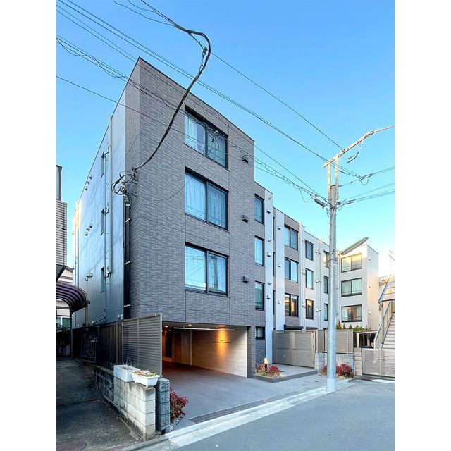 グローリオシェルト桜新町の外観画像