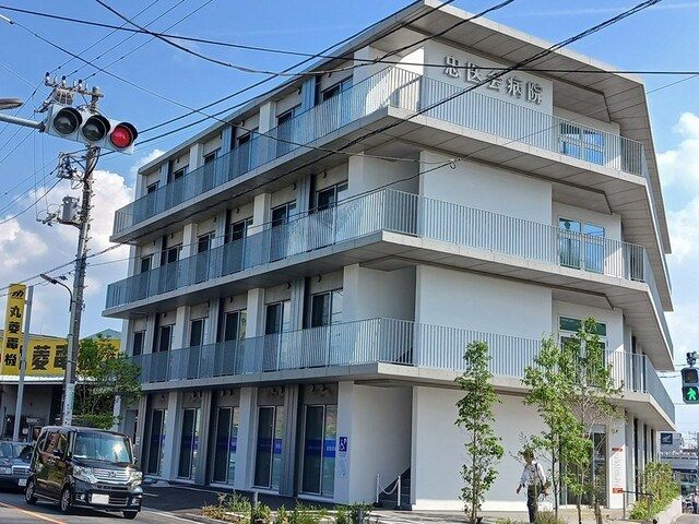 近くの忠医会病院まで658m（徒歩9分）