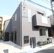ヴィラ ラードゥガの外観画像