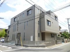 サンドリヨンの外観画像