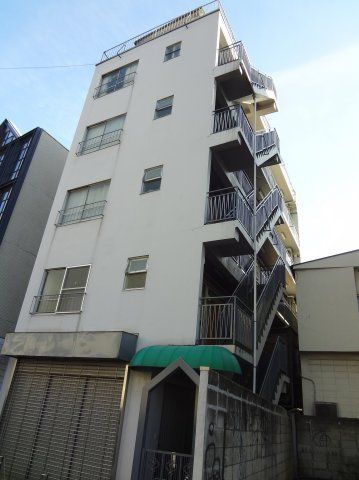 西麻布B．G．Aの外観画像