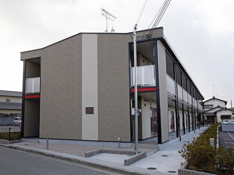 レオパレスグリーングラスの外観画像