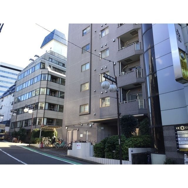 エクセルシオール新宿の外観画像