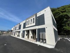 アヴェルラ・プラスの外観画像