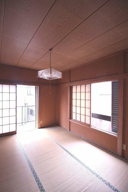 ベッドルーム