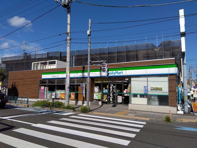 近くに施設あり