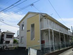 逆川ハイツの外観画像