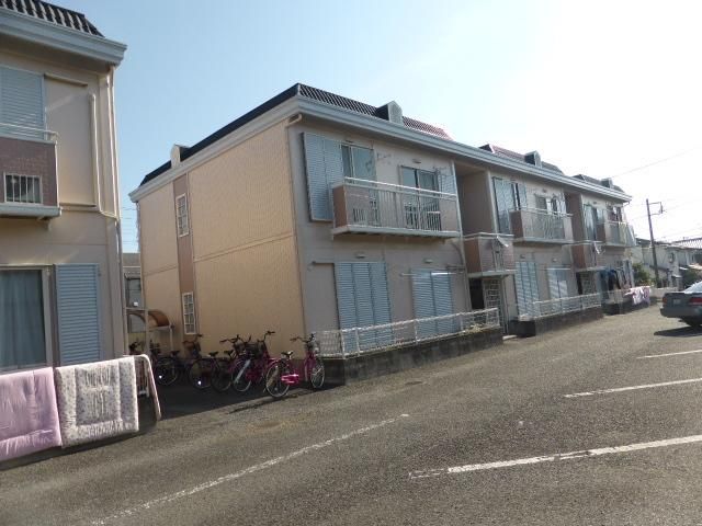 パナサンビューハイツ B棟の外観画像