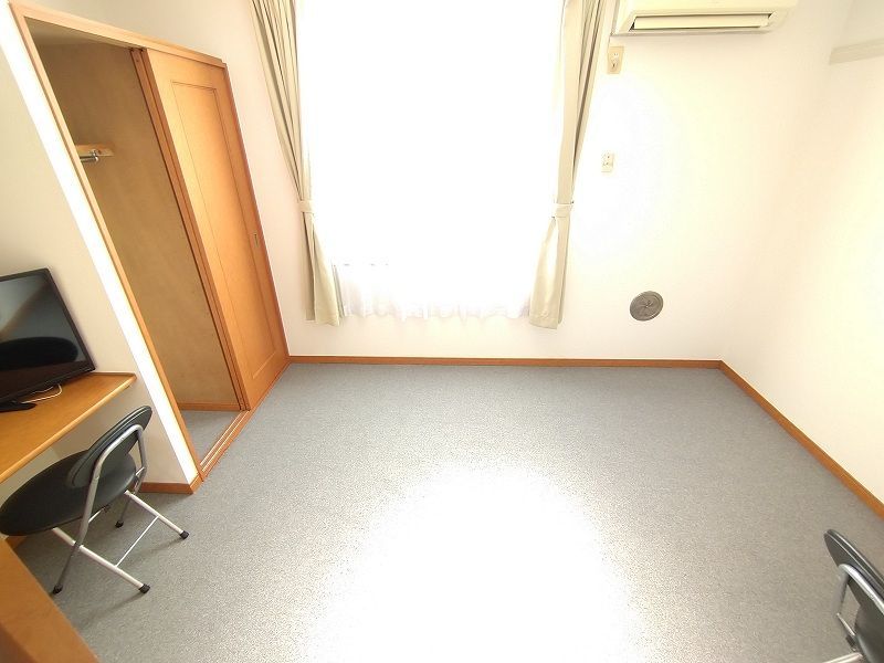 ベッドルーム