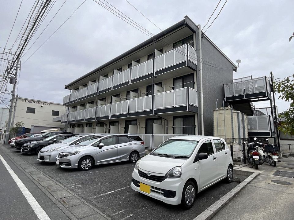 レオパレスアビタシオンの外観画像