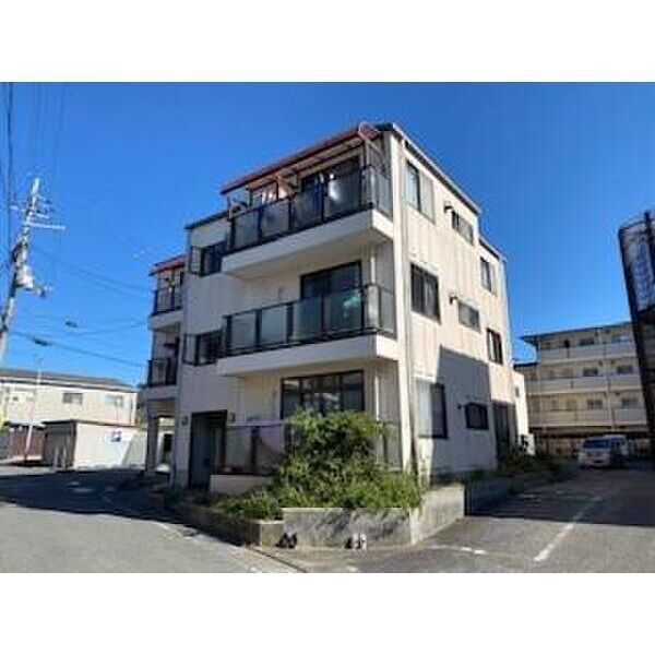 アバニティー東出口の外観画像