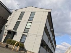 レオパレストゥジュールの外観画像