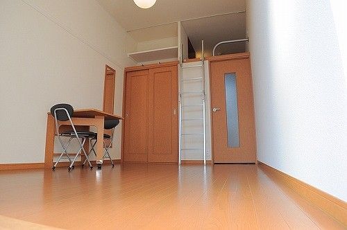 ベッドルーム