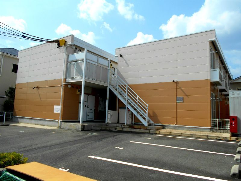 レオパレスエスポワールの外観画像