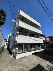 ルーブル新宿の外観画像