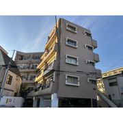 LEXFOS新宿の外観画像