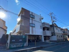 ラヴィエ新宿の外観画像