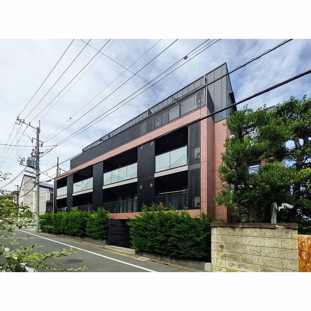 ラ・ペルラ柿の木坂の外観画像