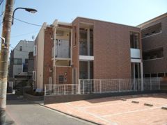 レオパレスピッコロの外観画像