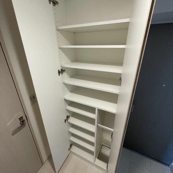 収納