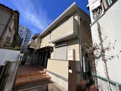 クローバーハイツの外観画像