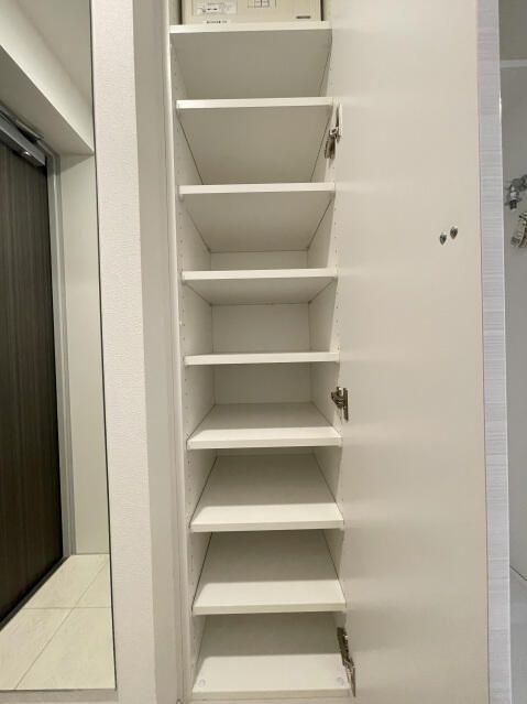 収納