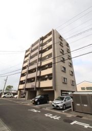 ララモアの外観画像