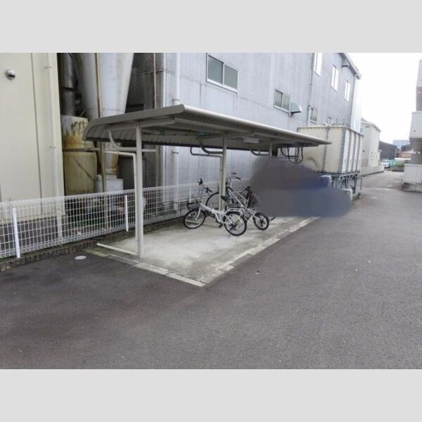 近くに駐輪場あり