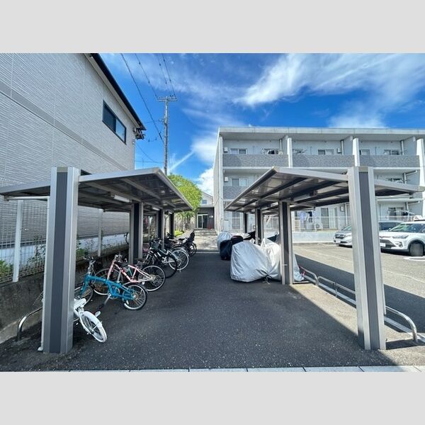 近くに駐輪場あり