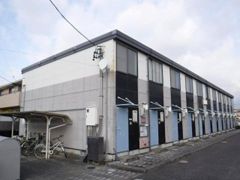 レオパレスCenturyの外観画像