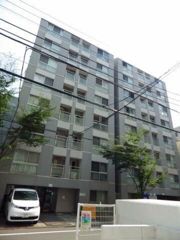 プライザ・イーストの外観画像