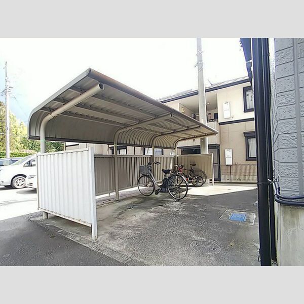 近くに駐輪場あり