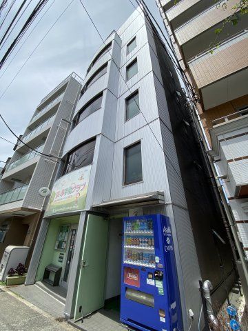 ユニバーサル上十条の外観画像