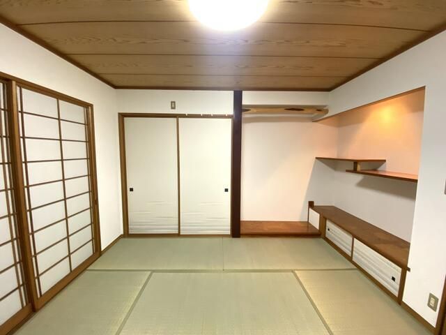 ベッドルーム