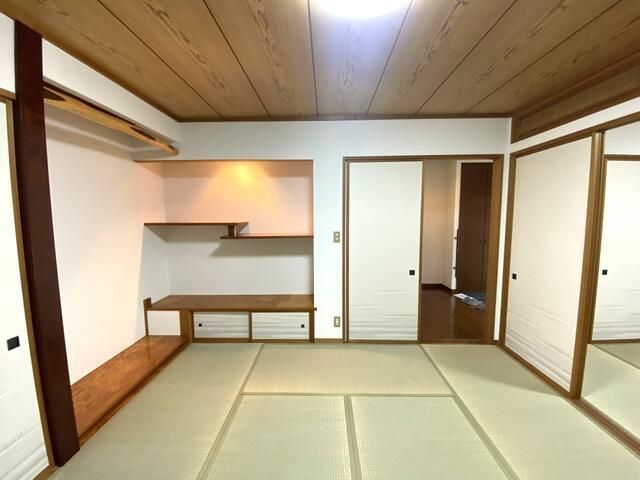 ベッドルーム