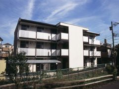 レオパレスさくら高津の外観画像