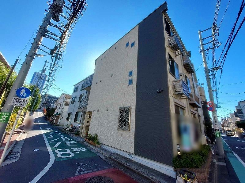 クレイノMIKI西新宿の外観画像