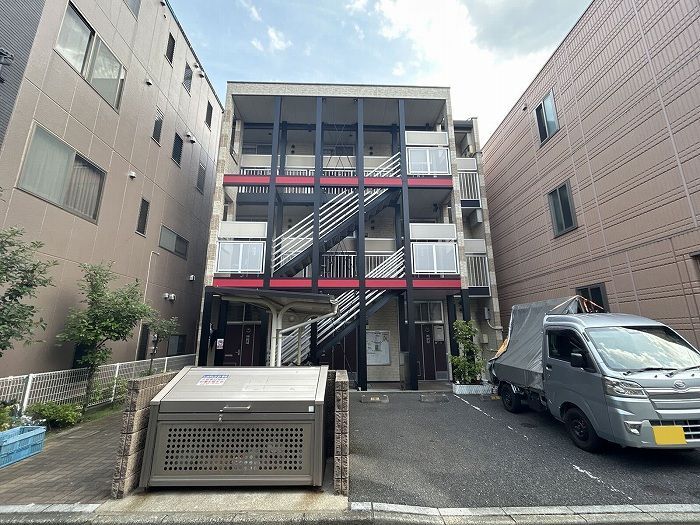 レオパレスシャンブル弐番館の外観画像