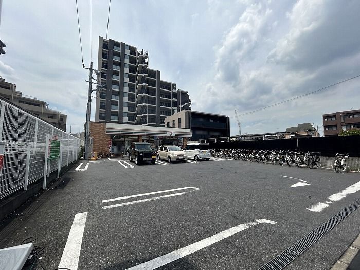 近くに施設あり