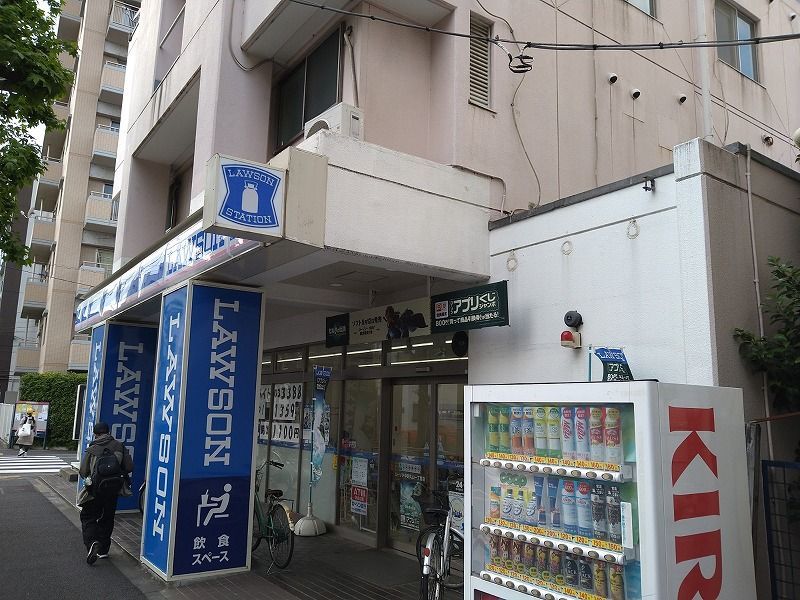 近くに施設あり