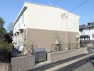 レオパレスメイプルコートⅡ号館の外観