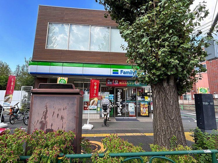 近くに施設あり