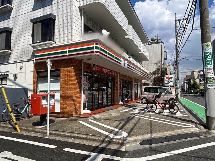 近くに施設あり