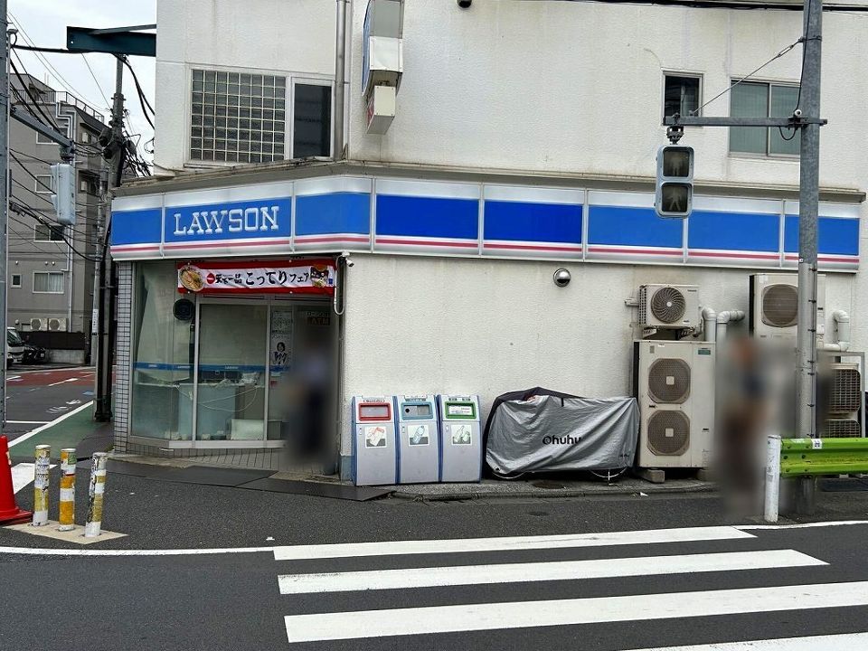 近くに施設あり