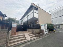 レオパレスセレーヌ新高円寺の外観画像
