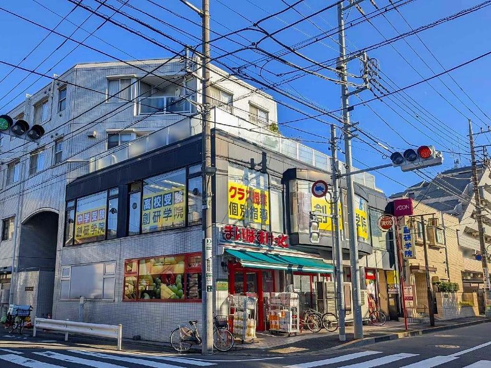 近くに施設あり