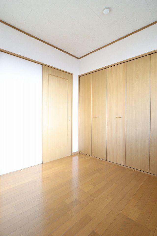 ベッドルーム